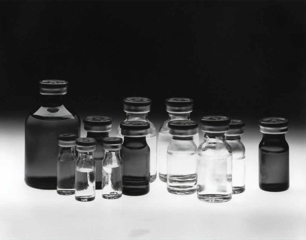風邪薬やシップなどOTC類似薬の一部を保険外しの方向で調整
